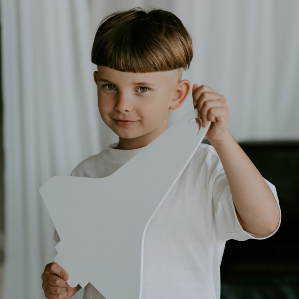 Minimalistinis vaikų kambario šviestuvas RAKETA